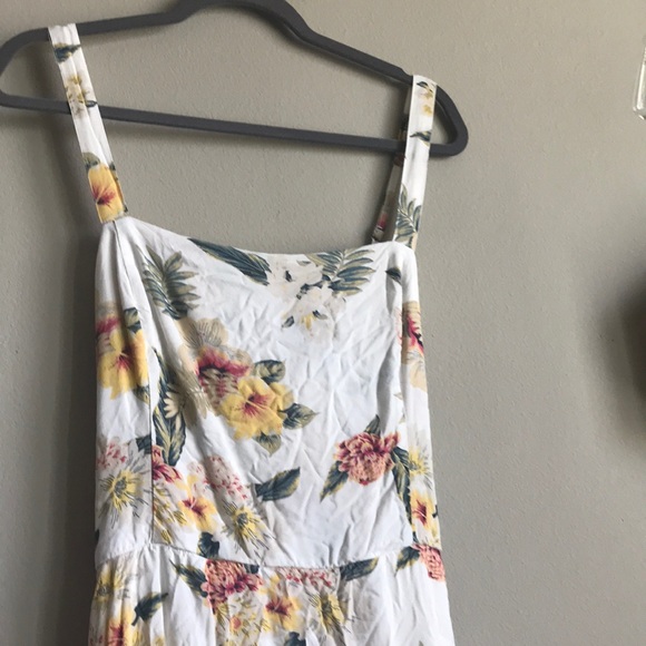 Hollister floral tie-back a-line mini dress - Picture 3 of 8